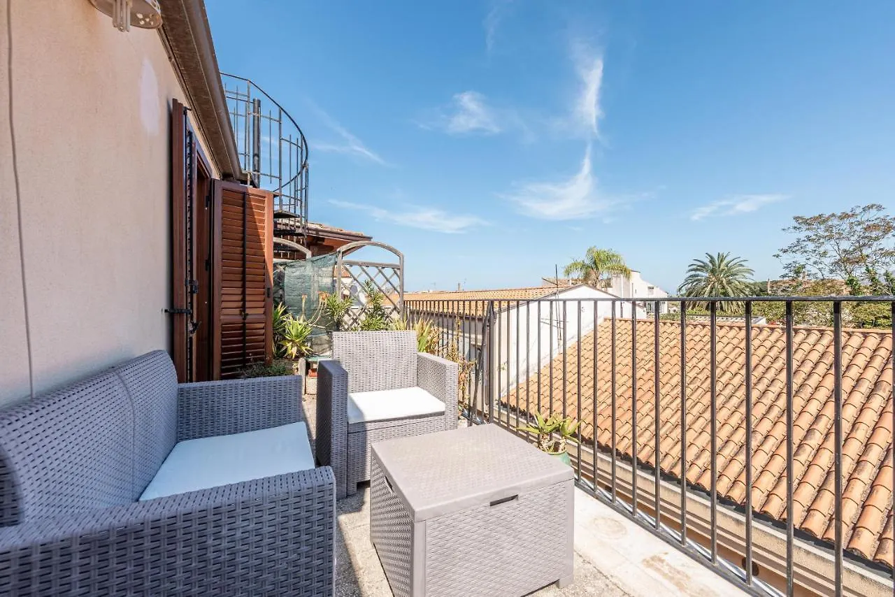 Schiavuzzo Apartment With Terrace By Wonderful Italy Palerme